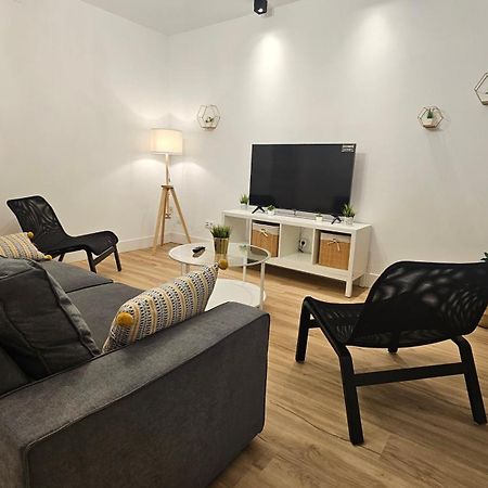Apartamentos En El Centro - Plaza De Amboage - Wifi Ферроль Екстер'єр фото