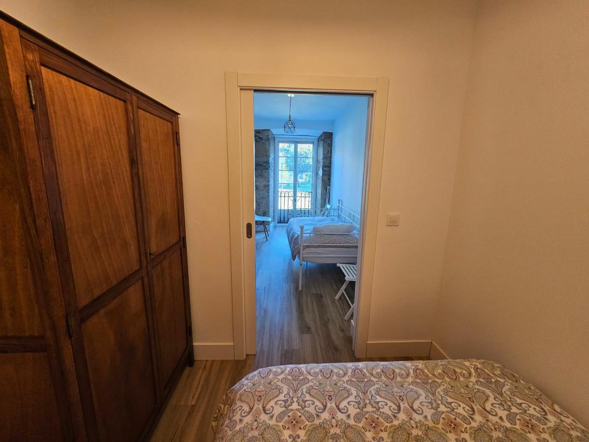 Apartamentos En El Centro - Plaza De Amboage - Wifi Ферроль Екстер'єр фото