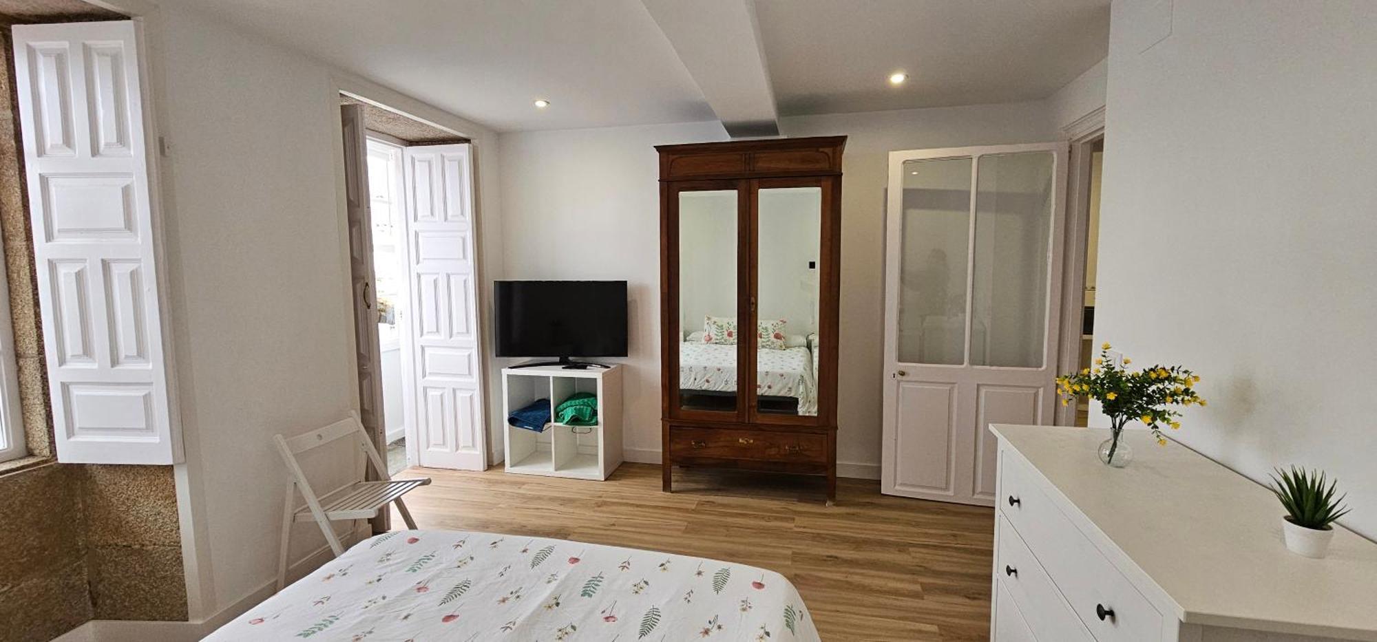 Apartamentos En El Centro - Plaza De Amboage - Wifi Ферроль Екстер'єр фото
