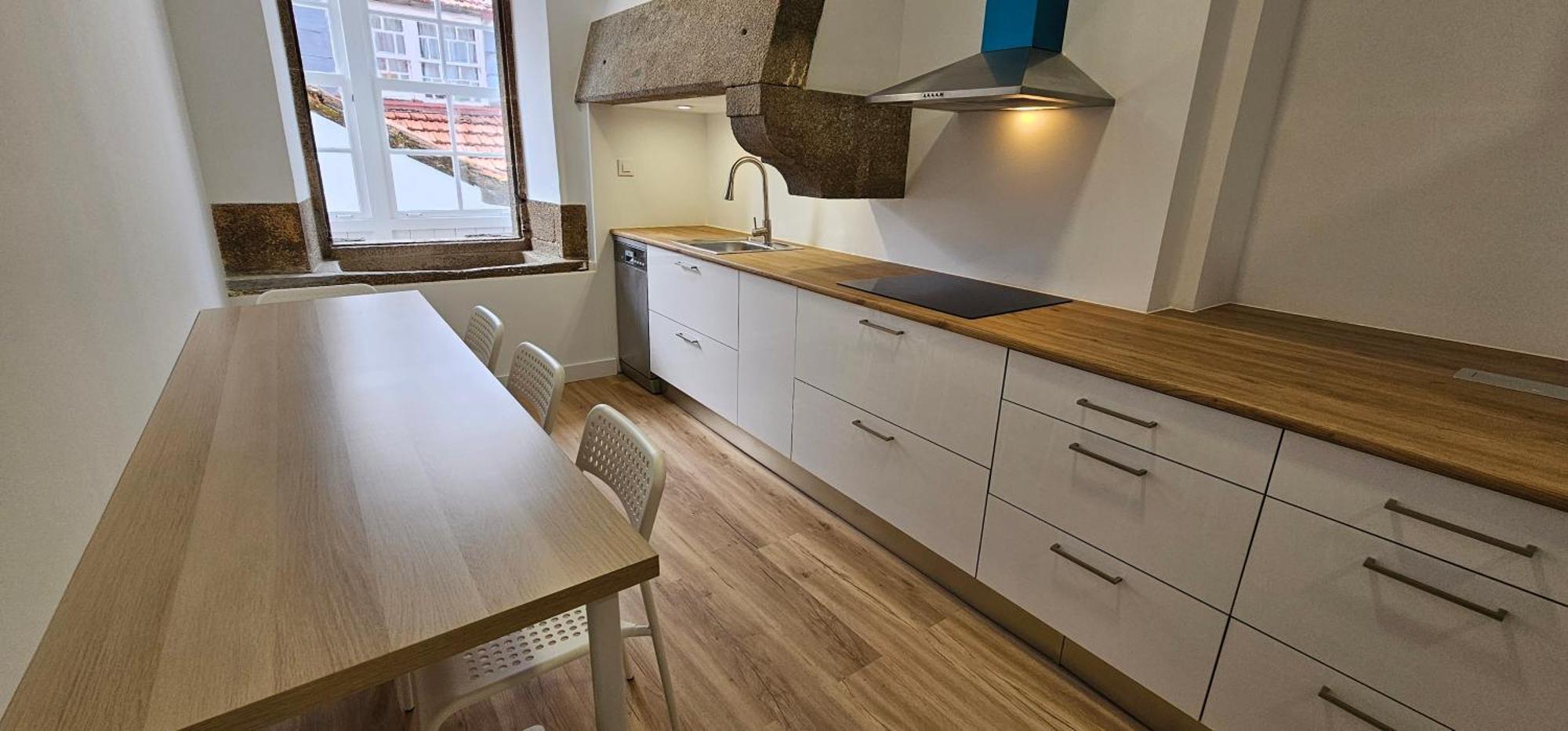 Apartamentos En El Centro - Plaza De Amboage - Wifi Ферроль Екстер'єр фото